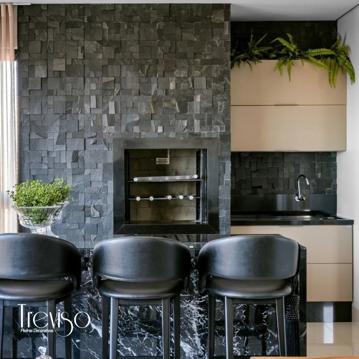 Mosaico Basalto Preto Hover