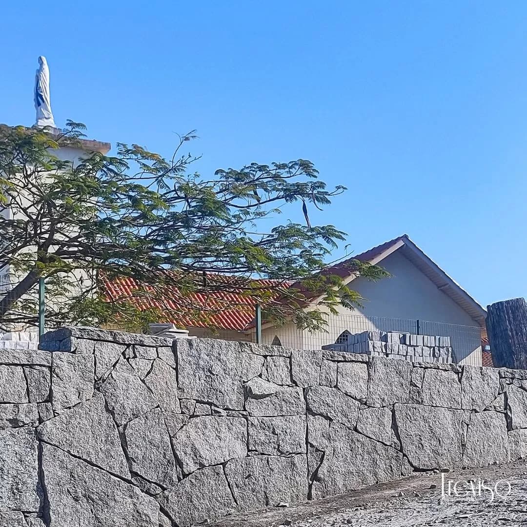 Retalho Miracema Cinza Hover