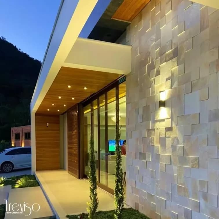 Composição Pedra São Thomé