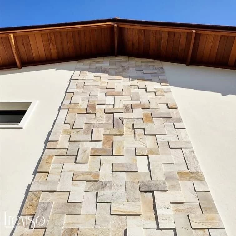 Pedra São Thomé Hover