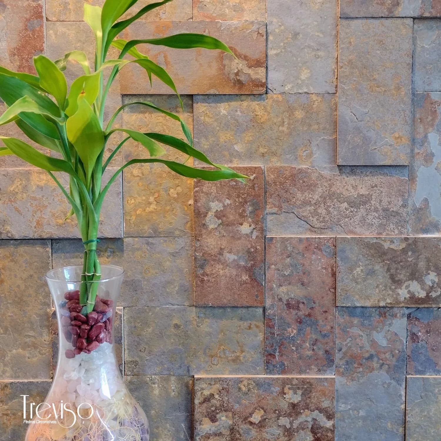 Composição Pedra Ardósia Mineira Ferrugem Hover